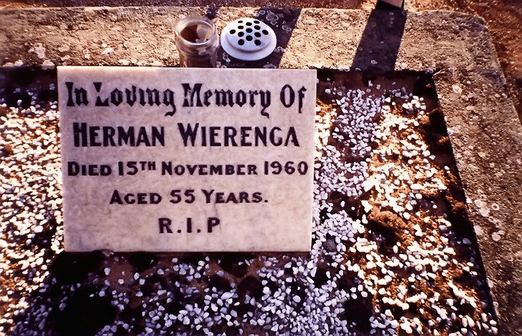 1960 - Herman Wierenga HeadStone